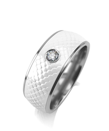  Кольцо из серебра с белой керамикой и фианитом