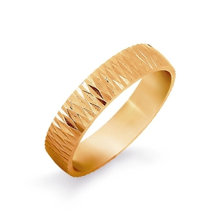 Кольцо обручальное из красного золота с алмазной гранью