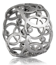 Кольцо из серебра с фианитами