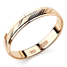 Кольцо обручальное из красного золота с алмазной гранью