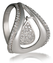 Кольцо из серебра с фианитами