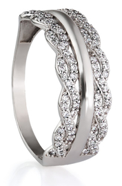 Кольцо из серебра с фианитами