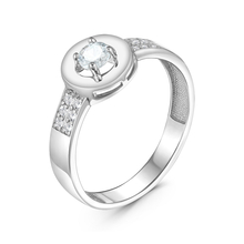 Кольцо из серебра с фианитами