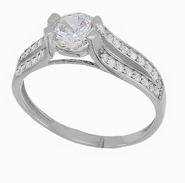 Кольцо помолвочное из серебра с фианитами