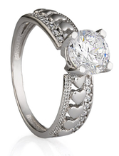 Кольцо помолвочное из серебра с фианитами