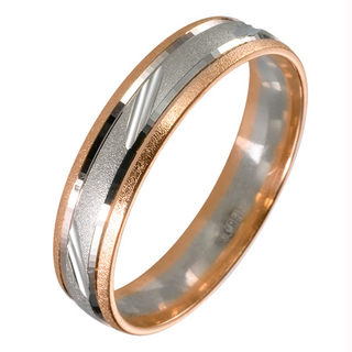Кольцо обручальное из комбинированного золота с алмазной гранью