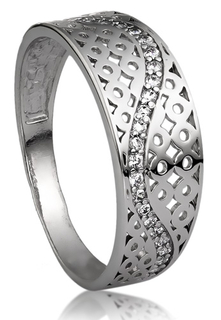 Кольцо из серебра с фианитами