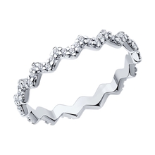 Кольцо из серебра с фианитами